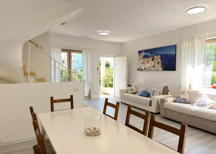 Nice Villa Only 100M From The Beach