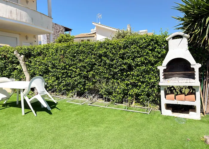 Nice Villa Only 100M From The Beach